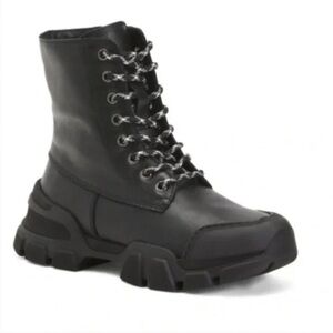 New! Aquatalia Elvira Leather Lace Up Boots Hiking Combat Lug Sole size 71/2